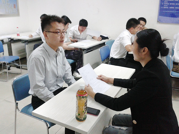 模拟面试.jpg